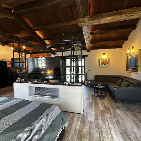 Casa Toni With Whirpool In Kastelir, Istria *