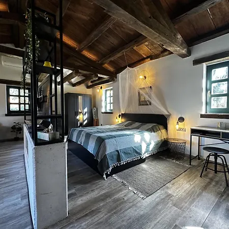 Holiday home Casa Toni With Whirpool In Kastelir, Istria