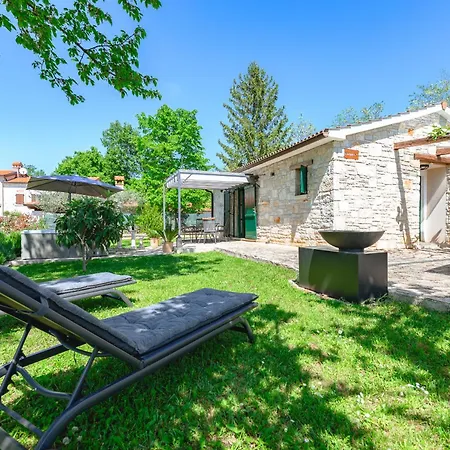 Casa Toni With Whirpool In Kastelir, Istria *