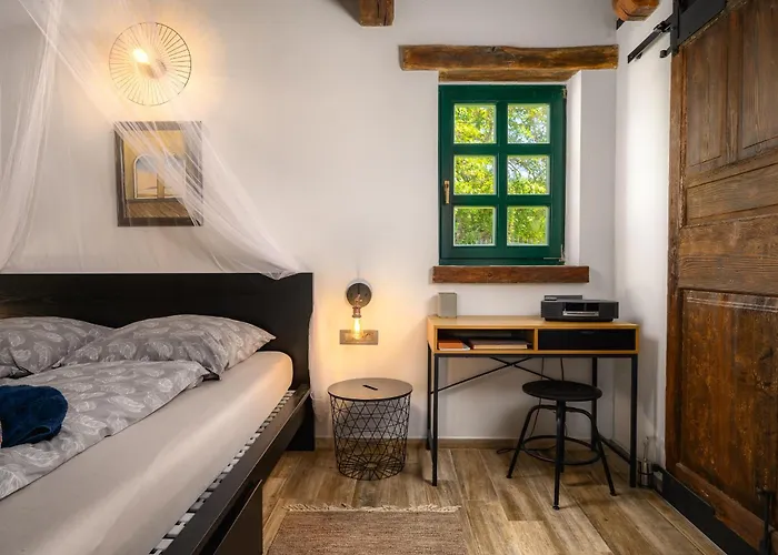 Feriehus Casa Toni With Whirpool In Kastelir, Istria Cerjani